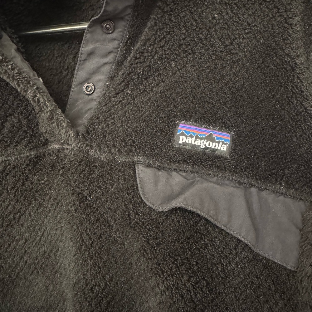 PATAGONIA Womens Black Synchilla Re-Tool Snap-T Fleece Pullover Sz small - Picture 3 of 5